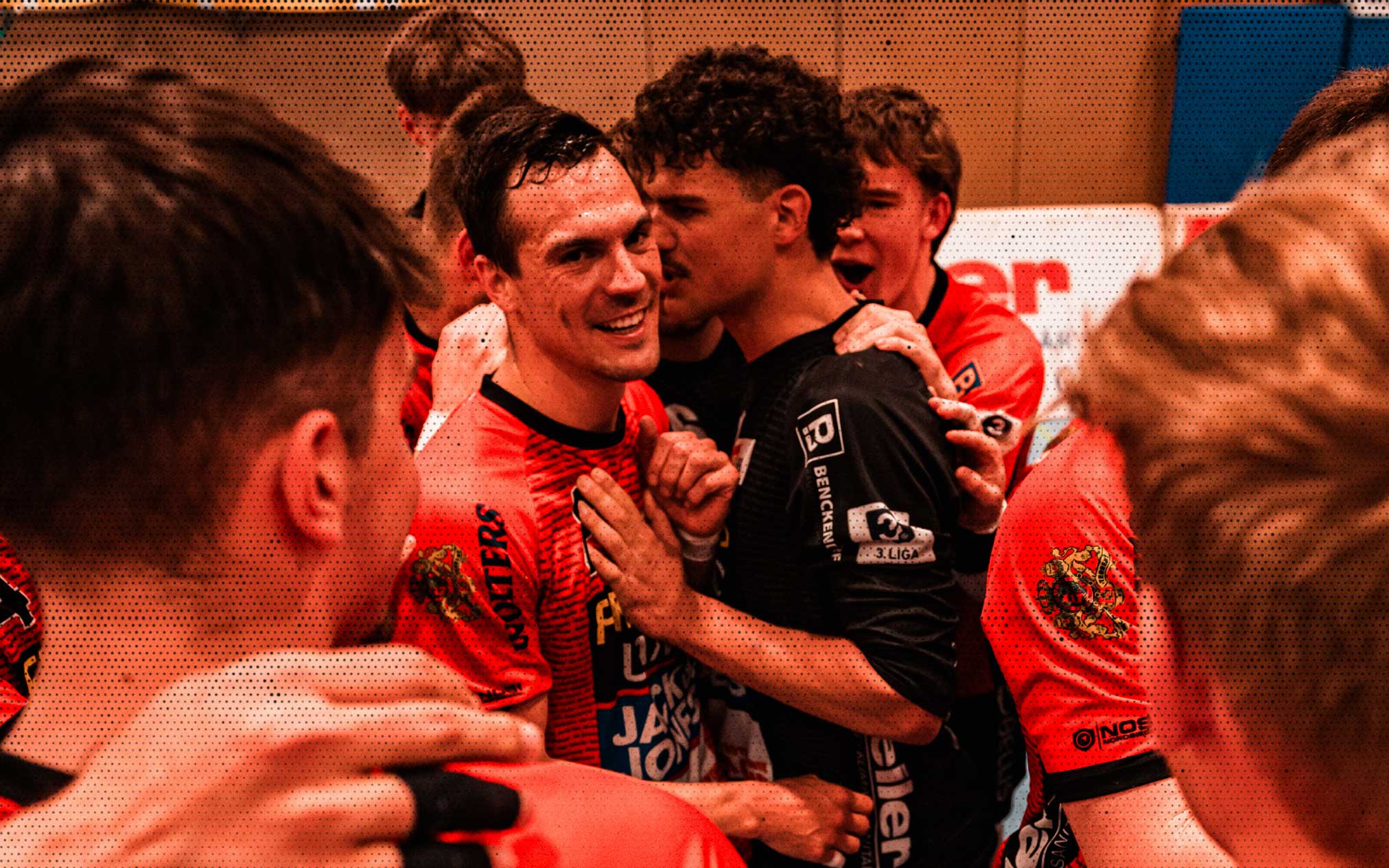 Auftakterfolg im Derby  